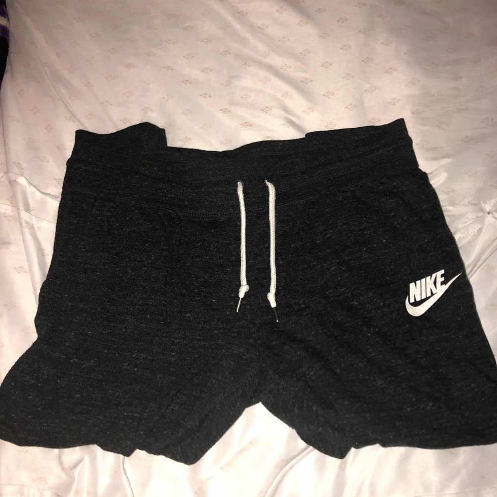 Nike Grey Capri Joggers